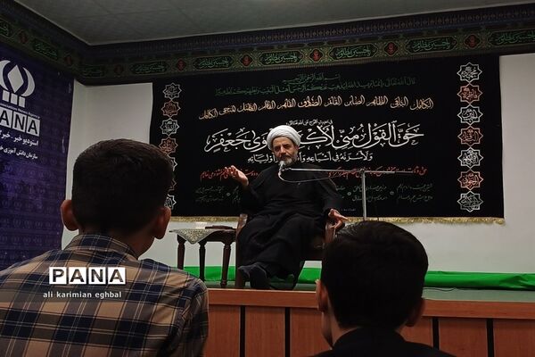 جلسه دوم هیات دانش‌آموزی «پیشتازان حسینی»