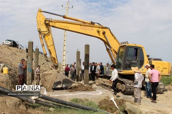 کلنگ‌زنی پروژه جهاد کشاورزی در گلوگاه