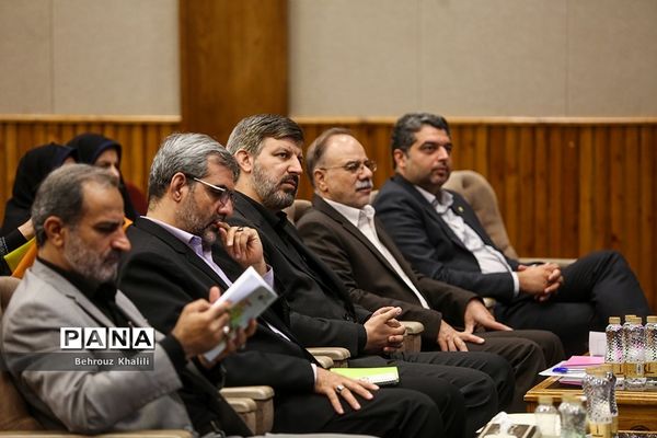 مراسم دوره آموزشی_توجیهی برنامه‌ها و فعالیت‌های امور تربیتی برای سال تحصیلی ۱۴۰۳-۱۴۰۲