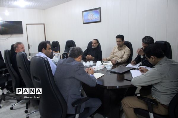 نشست هم‌اندیشی طرح ملی بازگشایی مدارس استان بوشهر