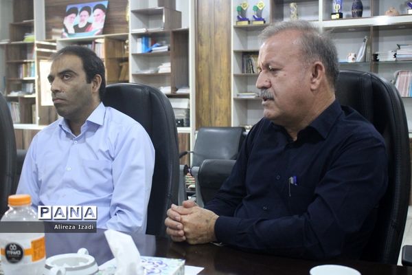 نشست هم‌اندیشی طرح ملی بازگشایی مدارس استان بوشهر