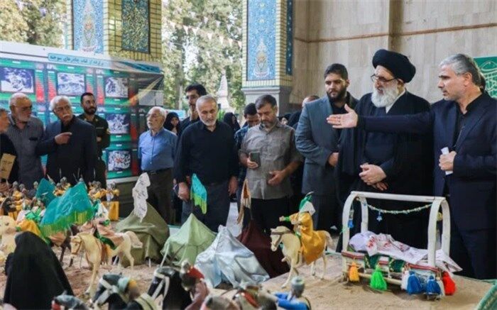افتتاح نمایشگاه تجسمی و معرفتی جاماندگان اربعین در مصلای کرج