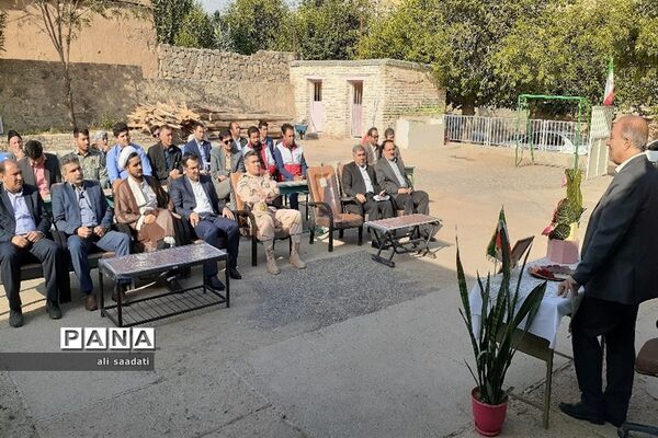 کلنگ‌زنی ساخت فضای آموزشی جدید در روستای  احمد‌آباد شهرستان کلات
