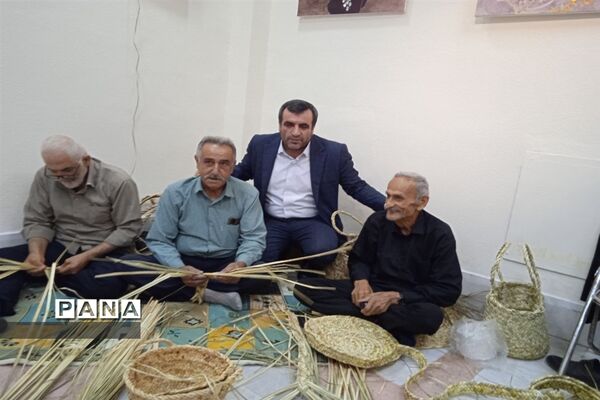 نمایشگاه صنایع‌دستی و دستاوردهای صنعتی و کشاورزی در سالن الغدیر ارشاد