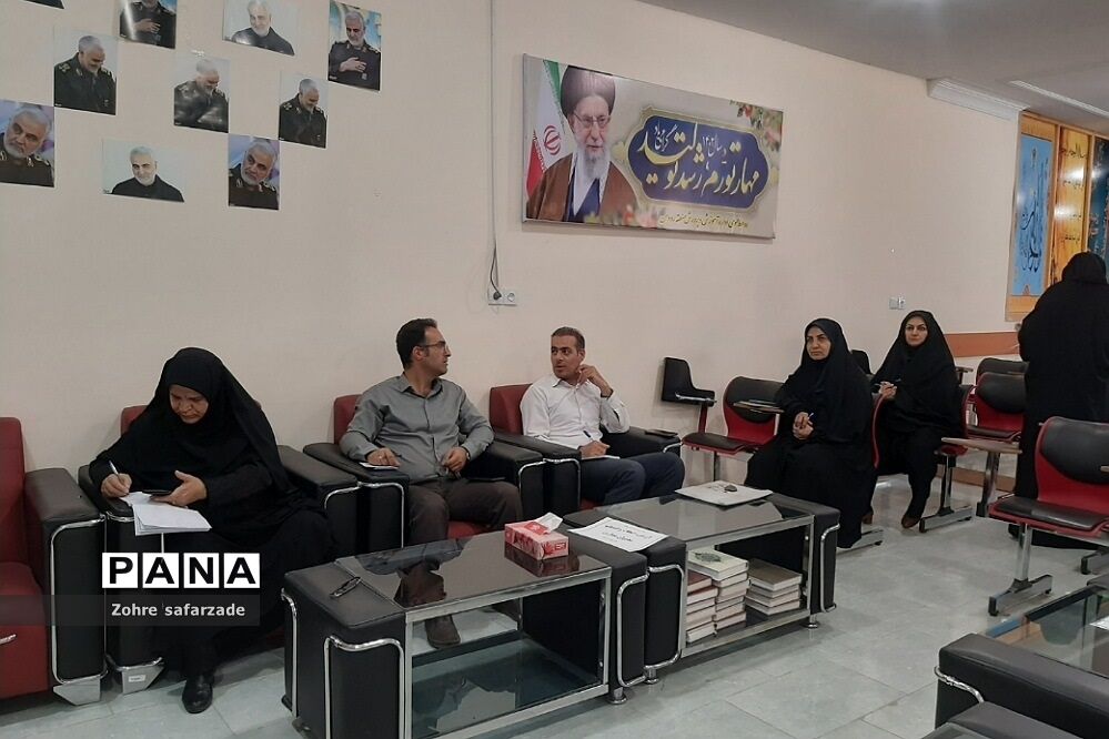 برگزاری وبینار آموزشی کارگروه پروژه مهر ۱۴۰۲ در آموزش و پرورش رودهن