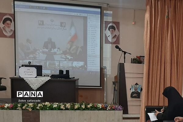 برگزاری وبینار آموزشی کارگروه پروژه مهر ۱۴۰۲ در آموزش و پرورش رودهن