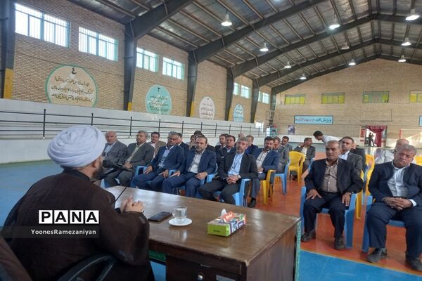 برگزاری آیین افتتاحیه طرح‌های عمرانی شهرداری خلیل‌آباد