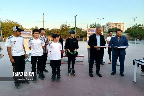 برگزاری اولین دوره مسابقات اسکیت سرعت نوجوانان شهرستان بهارستان