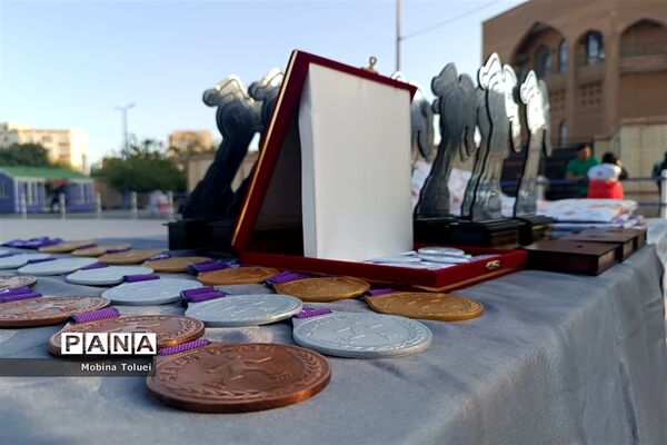 برگزاری اولین دوره مسابقات اسکیت سرعت نوجوانان شهرستان بهارستان