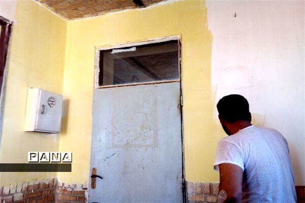 رنگ آمیزی دبستان نهضت روستای تاج‌آباد شهرستان داورزن