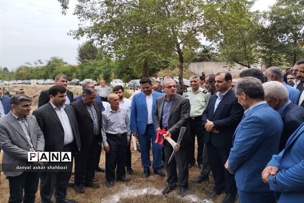 آیین افتتاح و کلنگ زنی پروژه‌های بخش چمستان نور