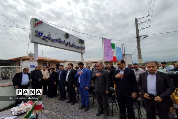 آیین افتتاح و کلنگ زنی پروژه‌های بخش چمستان نور