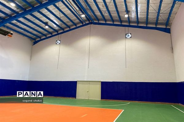 افتتاح سالن ورزشی درون مدرسه‌ای اهلم
