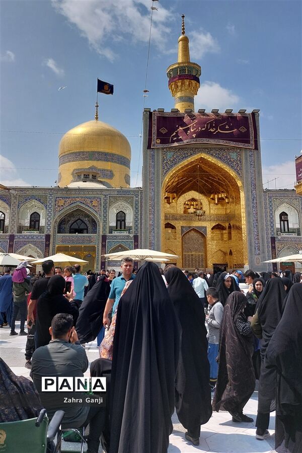 بازدید دانش‌آموزان زیارت اولی استان فارس از موزه رضوی