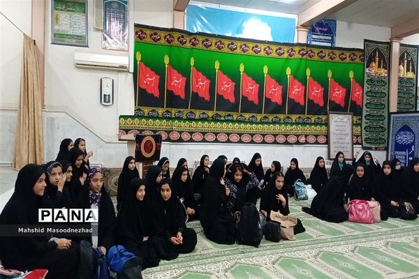 اعزام ۴۰ دانش‌آموز زیارت اولی تربت حیدریه به مشهد مقدس