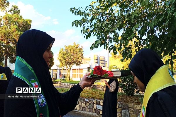 اعزام ۴۰ دانش‌آموز زیارت اولی تربت حیدریه به مشهد مقدس