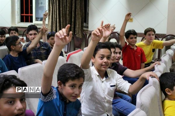 اردوی یک روزه دانش‌آموزان دبیرستان شهیدبهشتی