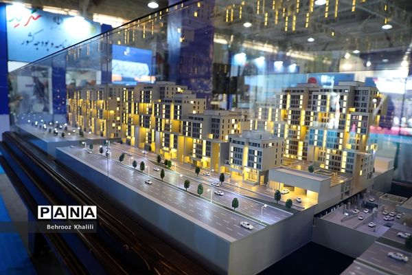 بازدید رئیس جمهوری از نمایشگاه «روایت خدمت؛ وعده وفا»