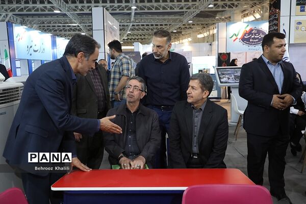 بازدید رئیس جمهوری از نمایشگاه «روایت خدمت؛ وعده وفا»