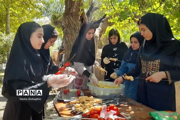 آخرین روز اردوی مثبت هشتادیا در اردوگاه شهید مظفر
