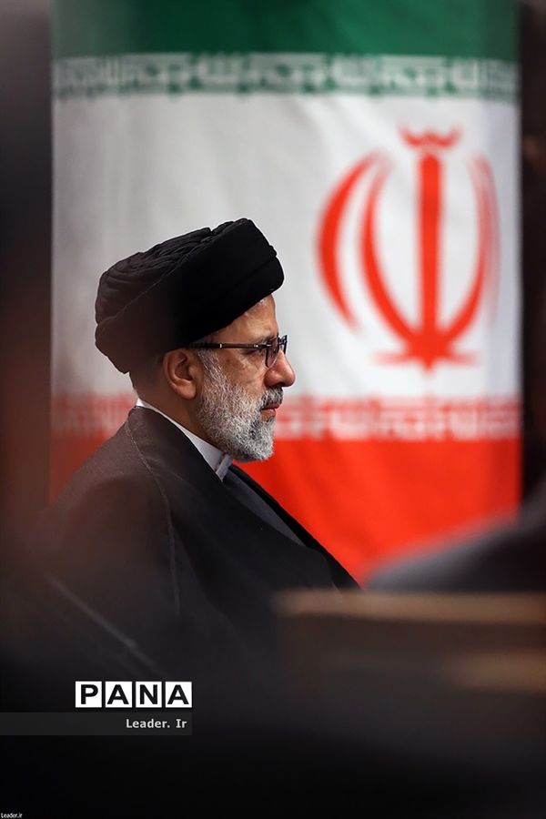 دیدار رئیس‌جمهوری و اعضای هیات دولت با مقام معظم رهبری