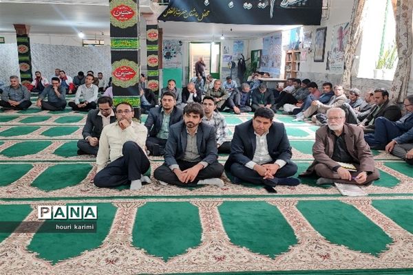 آیین تجلیل ازکارمندان نمونه آموزش و پرورش شهرستان مانه وسملقان