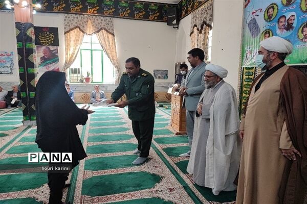 آیین تجلیل ازکارمندان نمونه آموزش و پرورش شهرستان مانه وسملقان
