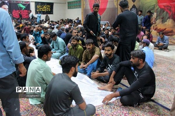 راه اندازی موکب شهدای فاطمیون در ورودی شهر ماهان - کرمان