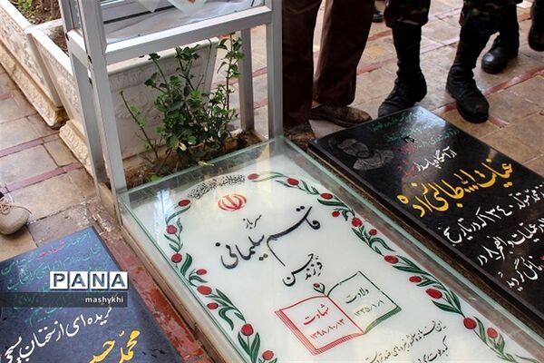 زائران اربعین حسینی در گلزارشهدای بین المللی کرمان