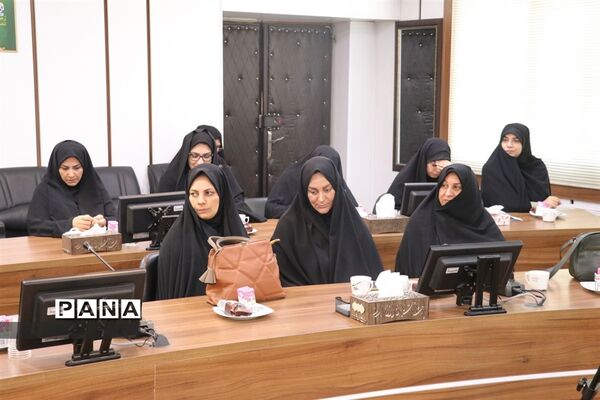 نشست نخبگان جهاد تبیین و حرکت در مسیر سبک زندگی اسلامی ایرانی