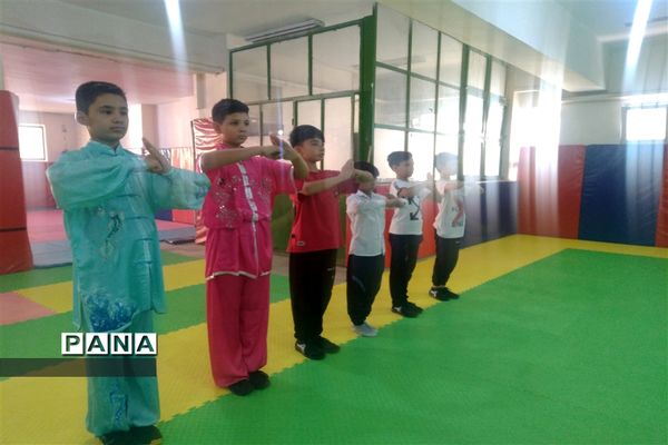 افتتاحیه سالن‌های  ورزشی در ناحیه ۵ مشهد مقدس