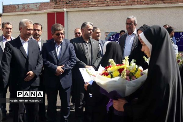 آیین افتتاح ۱۰۵ پروژه آموزشی در آذربایجان شرقی