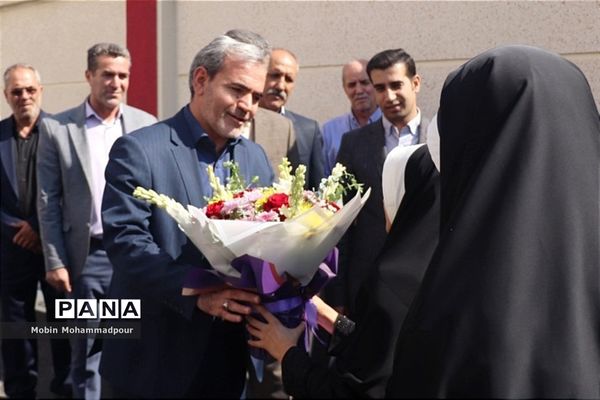 آیین افتتاح ۱۰۵ پروژه آموزشی در آذربایجان شرقی