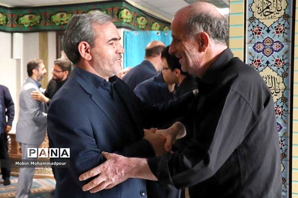 بدرقه کاروان زیارتی فرهنگیان آذربایجان شرقی