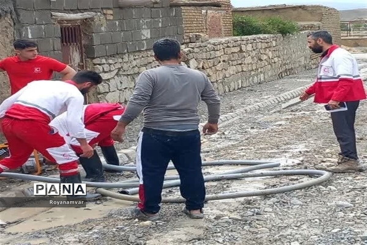 امدادرسانی به ۴۳۰ هموطن گرفتار سیل و آبگرفتگی