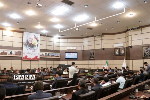 گردهمایی بزرگ مدیران مدارس شهرستان مهریز