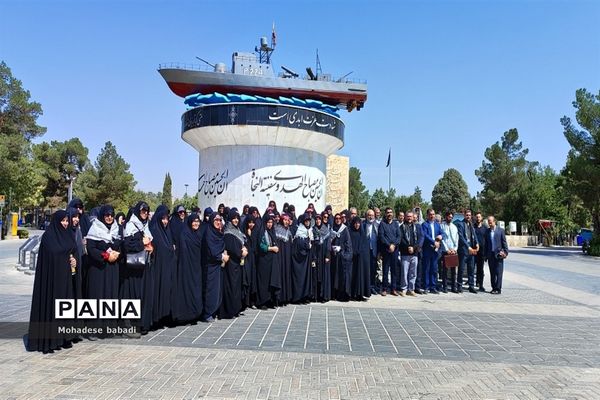 تجدید میثاق معاونان و مربیان پرورشی با بنیانگذار جمهوری اسلامی و شهدا