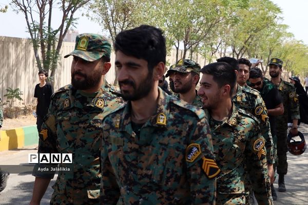 حضور مردم شهرستان اسلامشهر در راهپیمایی جاماندگان اربعین حسینی