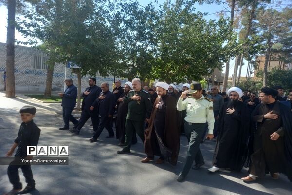 مراسم پیاده روی جاماندگان اربعین در شهرستان خلیل آباد