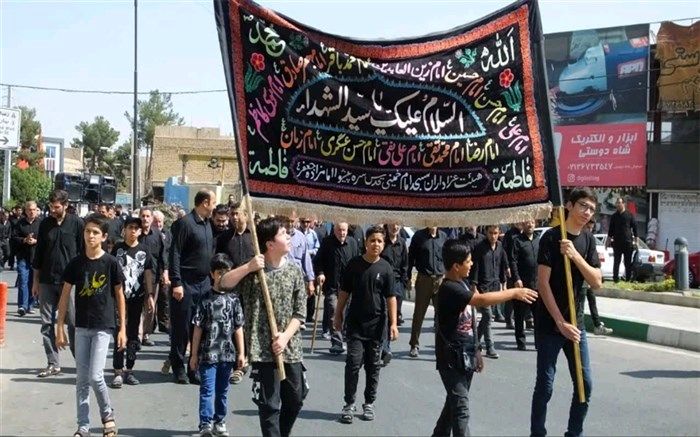 برگزاری مراسم پیاده‌روی جاماندگان اربعین حسینی در پیشوا /فیلم