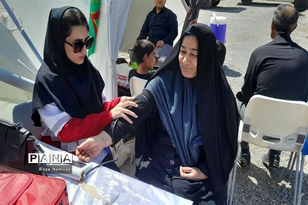 خدمت به زائران معصومین( ع)، مصداق واقعی انسان‌دوستی و کمک به هم‌نوع است