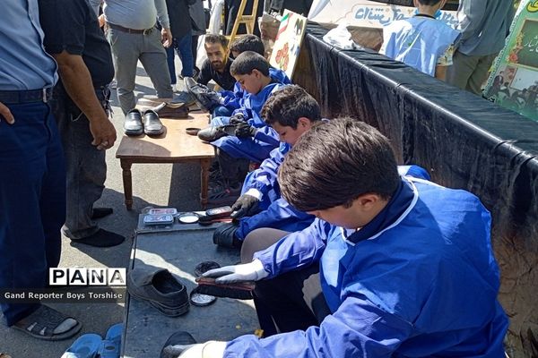 مراسم پیاده‌روی حرم تا حرم در کاشمر