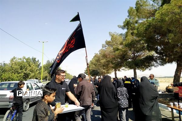 پیاده‌روی جاماندگان اربعین در شهرستان شاهین شهر