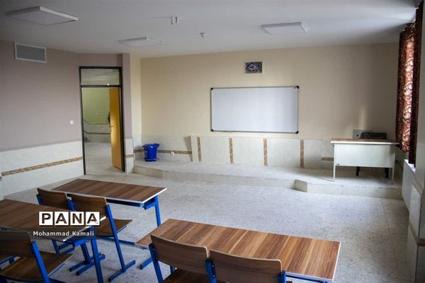 افتتاح دبستان مشارکتی برادران طالبی شهر محلات