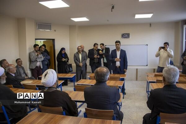 افتتاح دبستان مشارکتی برادران طالبی شهر محلات