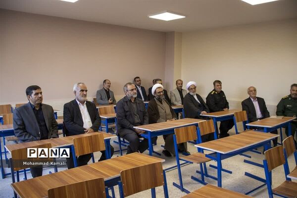 افتتاح دبستان مشارکتی برادران طالبی شهر محلات