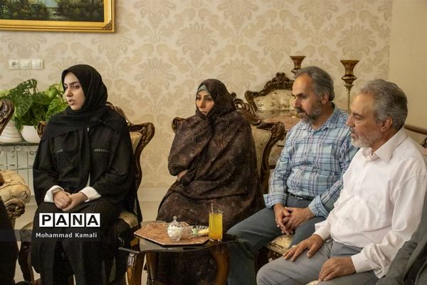 تجلیل از رتبه تک رقمی استان مرکزی در کنکور سراسری