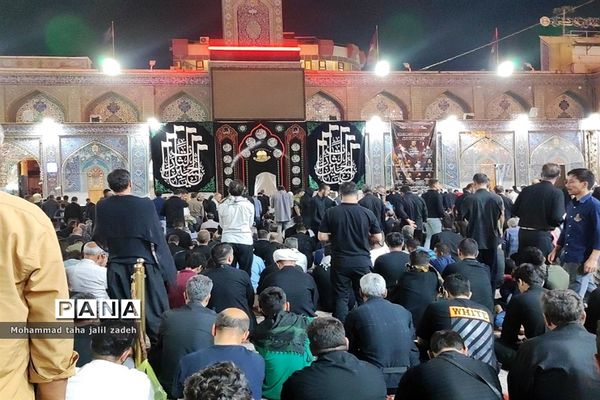 حضور پرشور عاشقان در مرقد امام‌ کاظم(ع) و امام‌ جواد(ع)