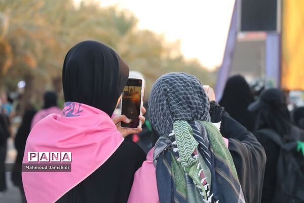 کاروان دانش‌آموزی پیاده‌روی اربعین استان مرکزی