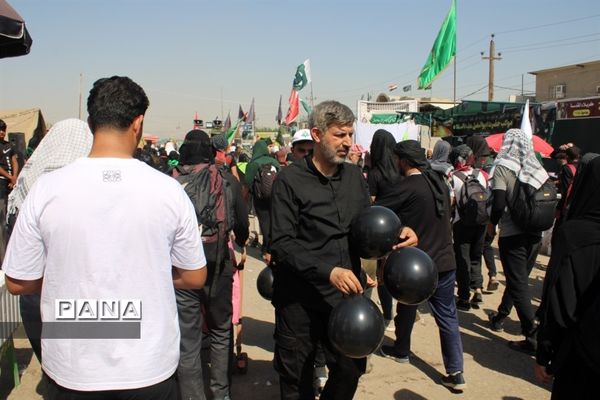 حضور معاون پرورشی و فرهنگی آموزش و پرورش در موکب عشاق الحسین سازمان دانش‌آموزی در کربلای معلی